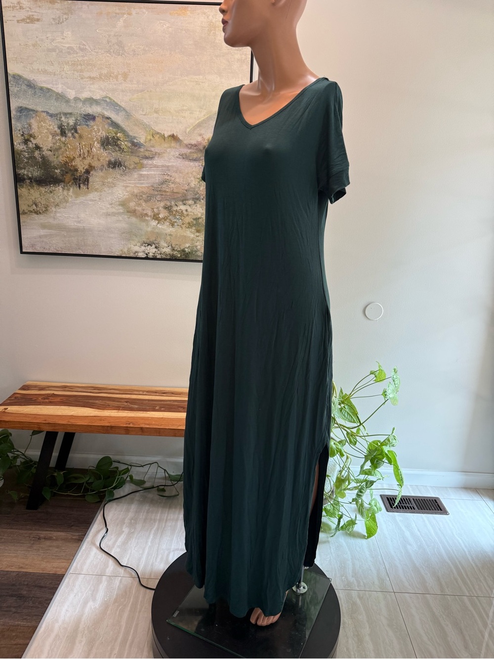 V-Neck Forest Green Maxi Dress - Classic Everyday Style large nwt short cuffed